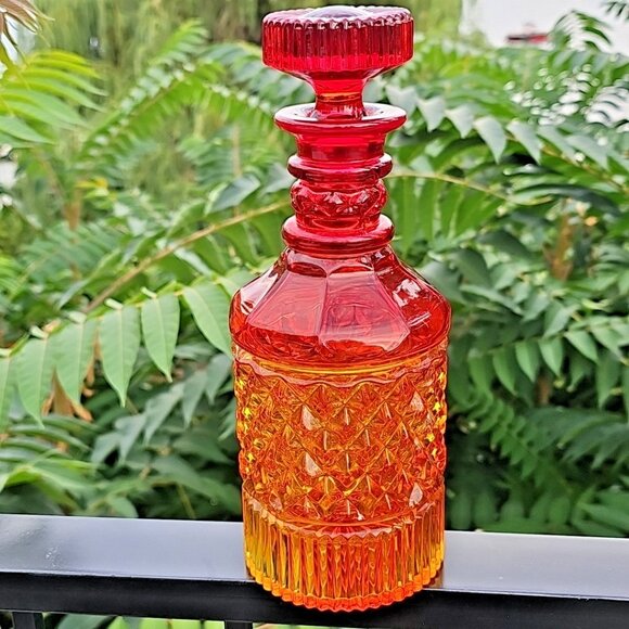 Cadmium Glass Yesteryear Decanter Amberina 10.25” With Stopper Stunning UV REACT - Picture 15 of 16